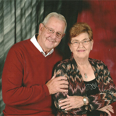 Lowell and Deanna Satterlee smiling together